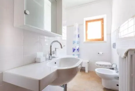 Le Ginestre Bed & Breakfast 3*